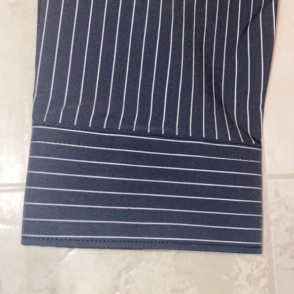 Mens EXPRESS L/S Button Down! Vertical Stripes! Dress Shirt LARGE Brand NEW!🔥🎄 - Picture 12 of 15